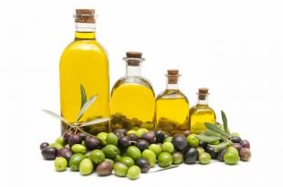 Оливковое масло для волос: 5 рецептов полезных масок